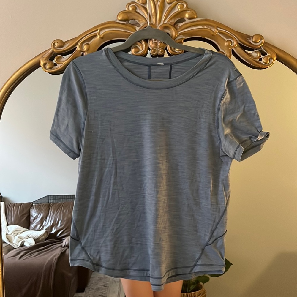 LuluLemon Athletic Fitted Tee